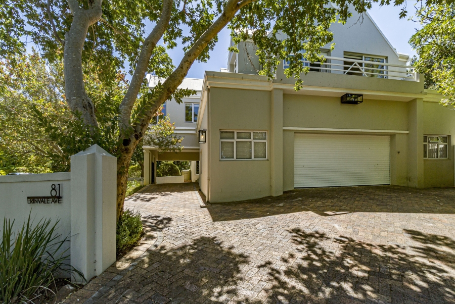 5 Bedroom Property for Sale in Erinvale Golf Estate Western Cape